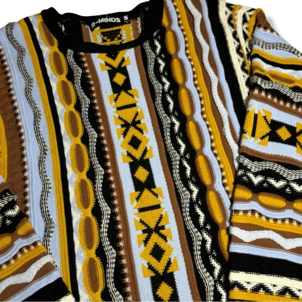 Multicolor 3D Knit Sweater - Picture 3 of 4